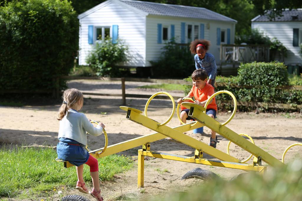 Camping Le Val De Trie Béhen Exterior foto